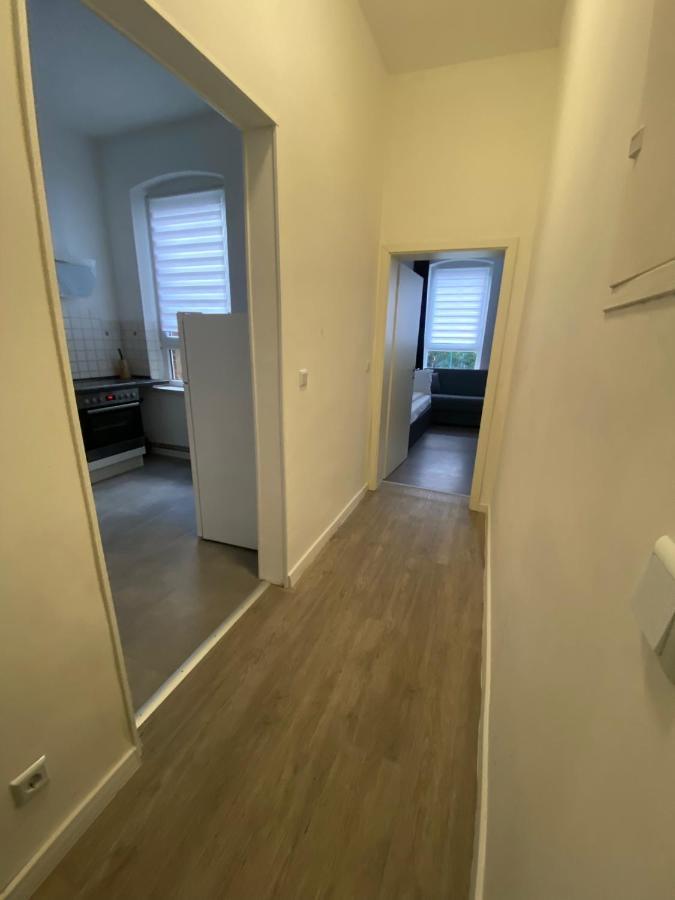 Modernes Apartment Mit 2 Schlafzimmern Und Privatparkplatz Nahe Innenstadt Ноймюнстер Екстер'єр фото