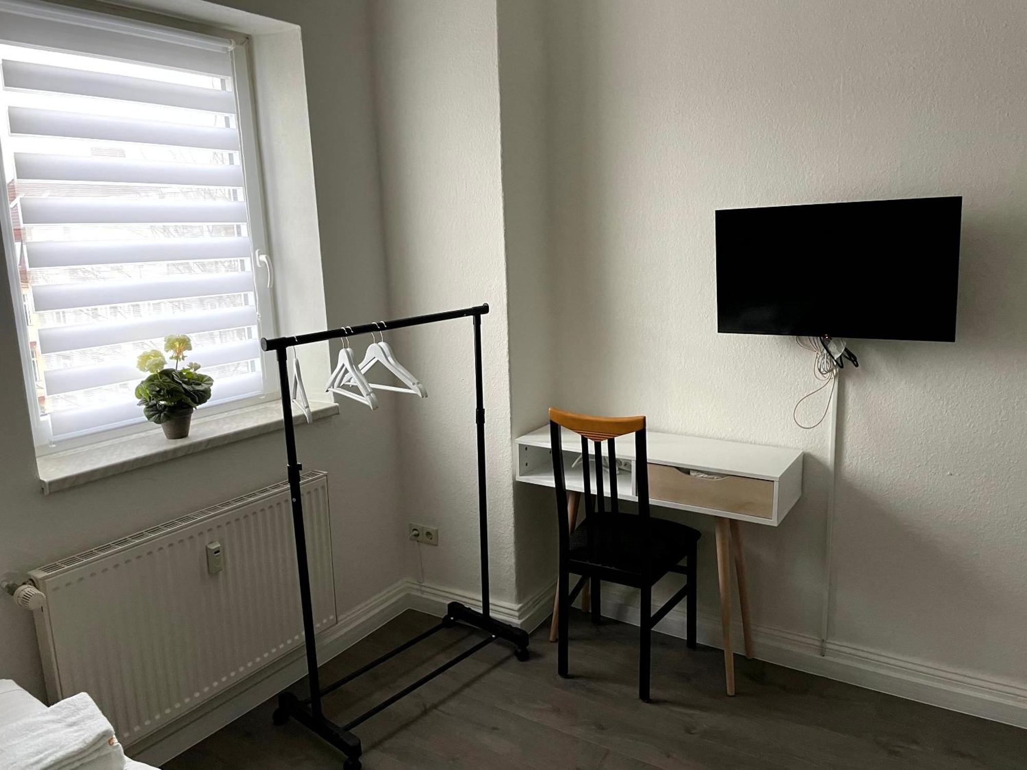 Modernes Apartment Mit 2 Schlafzimmern Und Privatparkplatz Nahe Innenstadt Ноймюнстер Екстер'єр фото